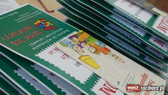 Zdjęcie w galerii na portalu naszraciborz.pl: W bibliotece nagrodzono twórców najpiękniejszych ekologicznych zabawek  wiadomości z regionu