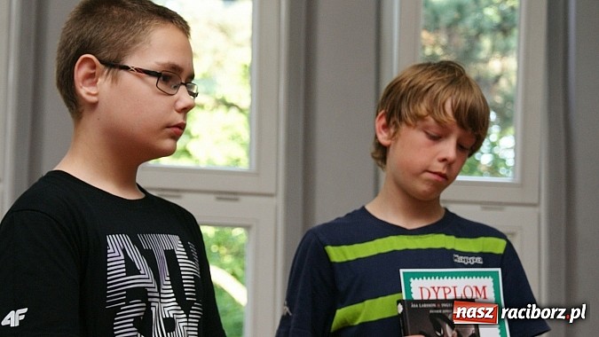 Zdjęcie w galerii na portalu naszraciborz.pl: W bibliotece nagrodzono twórców najpiękniejszych ekologicznych zabawek  wiadomości z regionu