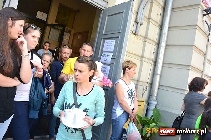 Zdjęcie w galerii na portalu naszraciborz.pl: Piknik rodzinny w SP4 wiadomości z regionu