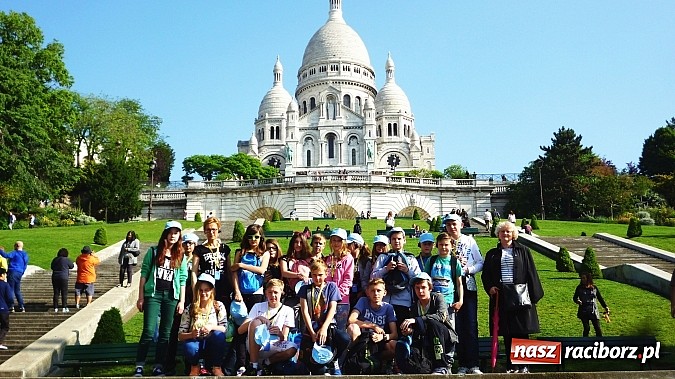 Zdjęcie w galerii na portalu naszraciborz.pl: Kuźniańscy uczniowie w Paryżu wiadomości z regionu