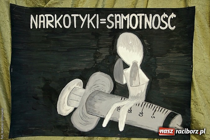 Zdjęcie w galerii na portalu naszraciborz.pl: Młodzież ZSE spotkała się z wokalistą Oddziału Zamkniętego  wiadomości z regionu