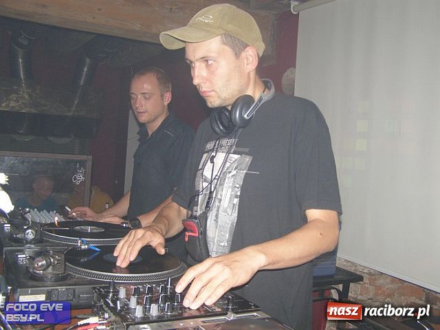 Zdjęcie w galerii na portalu naszraciborz.pl: Przegląd ekip Hip Hopowych wiadomości z regionu