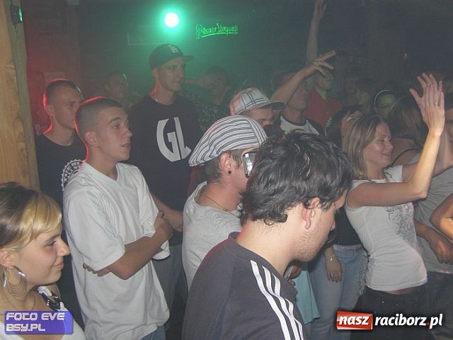 Zdjęcie w galerii na portalu naszraciborz.pl: Przegląd ekip Hip Hopowych wiadomości z regionu