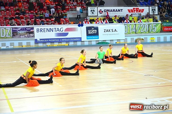 Zdjęcie w galerii na portalu naszraciborz.pl: Mażoretki z Zawady Ks. ponownie mistrzyniami Polski! wiadomości z regionu