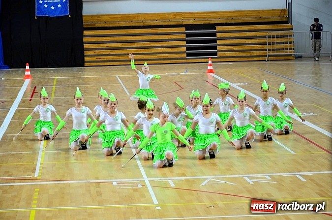 Zdjęcie w galerii na portalu naszraciborz.pl: Mażoretki z Zawady Ks. ponownie mistrzyniami Polski! wiadomości z regionu