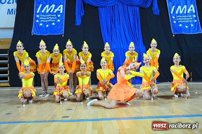 Zdjęcie w galerii na portalu naszraciborz.pl: Mażoretki z Zawady Ks. ponownie mistrzyniami Polski! wiadomości z regionu