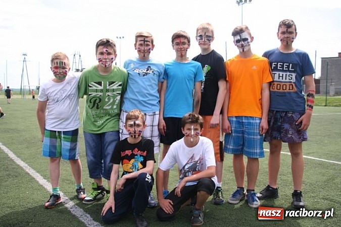 Zdjęcie w galerii na portalu naszraciborz.pl: Szkolna wystawa psów w Tworkowie. Na Dzień Dziecka  wiadomości z regionu