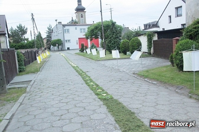 Zdjęcie w galerii na portalu naszraciborz.pl: Boże Ciało w Wojnowicach wiadomości z regionu