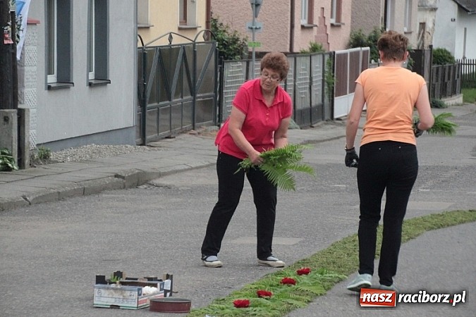 Zdjęcie w galerii na portalu naszraciborz.pl: Boże Ciało w Wojnowicach wiadomości z regionu