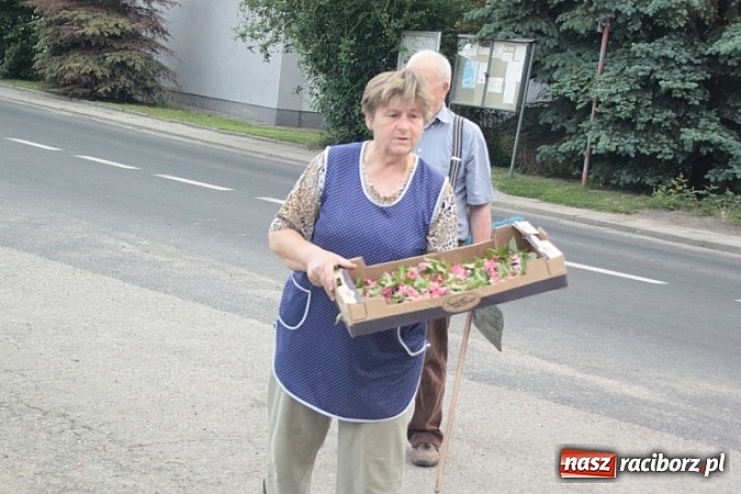 Zdjęcie w galerii na portalu naszraciborz.pl: Boże Ciało w Wojnowicach wiadomości z regionu