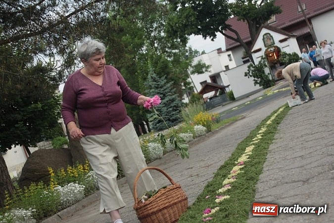 Zdjęcie w galerii na portalu naszraciborz.pl: Boże Ciało w Wojnowicach wiadomości z regionu