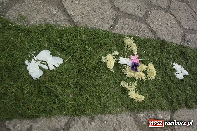 Zdjęcie w galerii na portalu naszraciborz.pl: Boże Ciało w Wojnowicach wiadomości z regionu