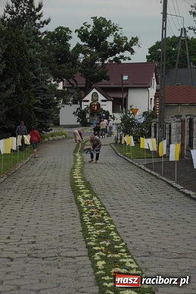 Zdjęcie w galerii na portalu naszraciborz.pl: Boże Ciało w Wojnowicach wiadomości z regionu
