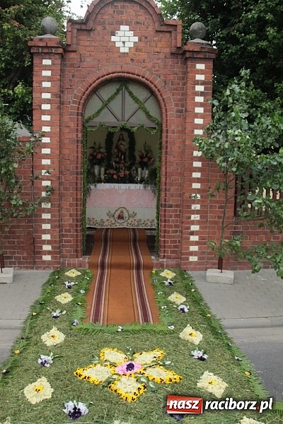 Zdjęcie w galerii na portalu naszraciborz.pl: Boże Ciało w Wojnowicach wiadomości z regionu