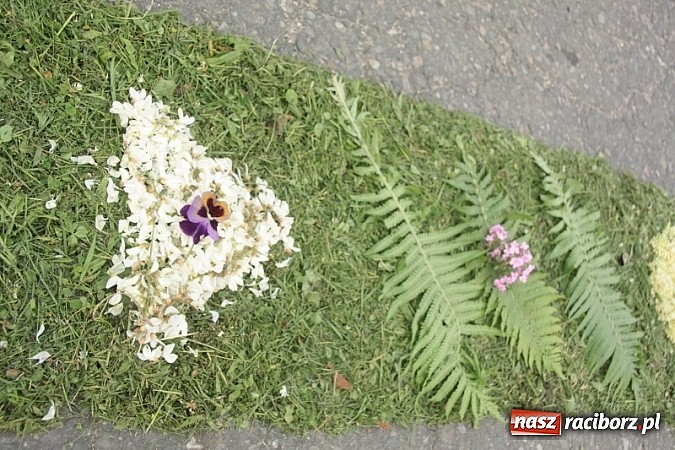 Zdjęcie w galerii na portalu naszraciborz.pl: Boże Ciało w Wojnowicach wiadomości z regionu