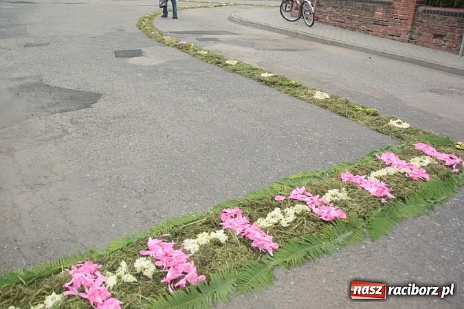 Zdjęcie w galerii na portalu naszraciborz.pl: Boże Ciało w Wojnowicach wiadomości z regionu