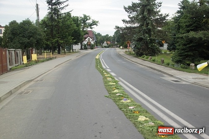 Zdjęcie w galerii na portalu naszraciborz.pl: Boże Ciało w Wojnowicach wiadomości z regionu