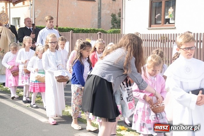 Zdjęcie w galerii na portalu naszraciborz.pl: Boże Ciało w Wojnowicach wiadomości z regionu