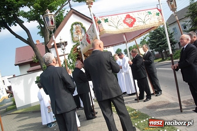 Zdjęcie w galerii na portalu naszraciborz.pl: Boże Ciało w Wojnowicach wiadomości z regionu