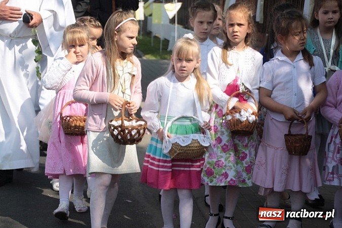 Zdjęcie w galerii na portalu naszraciborz.pl: Boże Ciało w Wojnowicach wiadomości z regionu