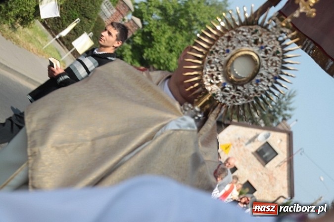 Zdjęcie w galerii na portalu naszraciborz.pl: Boże Ciało w Wojnowicach wiadomości z regionu