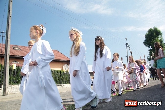 Zdjęcie w galerii na portalu naszraciborz.pl: Boże Ciało w Wojnowicach wiadomości z regionu