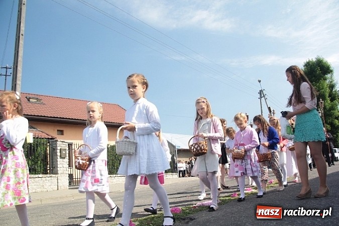 Zdjęcie w galerii na portalu naszraciborz.pl: Boże Ciało w Wojnowicach wiadomości z regionu