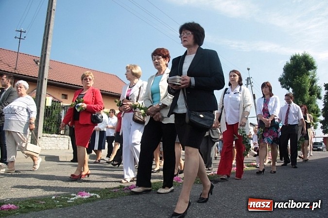 Zdjęcie w galerii na portalu naszraciborz.pl: Boże Ciało w Wojnowicach wiadomości z regionu