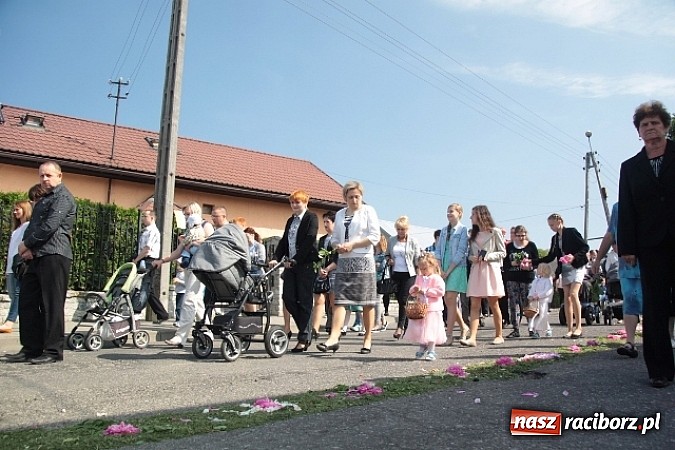 Zdjęcie w galerii na portalu naszraciborz.pl: Boże Ciało w Wojnowicach wiadomości z regionu