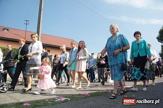 Zdjęcie w galerii na portalu naszraciborz.pl: Boże Ciało w Wojnowicach wiadomości z regionu