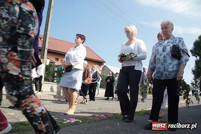 Zdjęcie w galerii na portalu naszraciborz.pl: Boże Ciało w Wojnowicach wiadomości z regionu