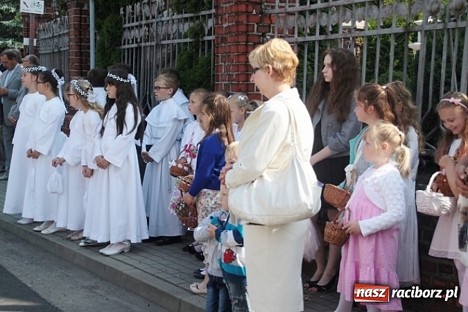 Zdjęcie w galerii na portalu naszraciborz.pl: Boże Ciało w Wojnowicach wiadomości z regionu
