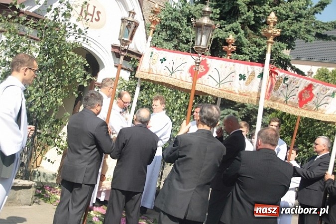 Zdjęcie w galerii na portalu naszraciborz.pl: Boże Ciało w Wojnowicach wiadomości z regionu
