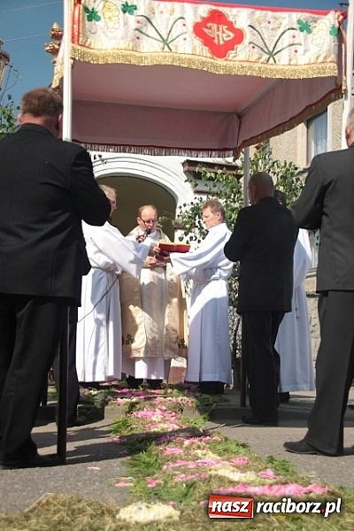 Zdjęcie w galerii na portalu naszraciborz.pl: Boże Ciało w Wojnowicach wiadomości z regionu