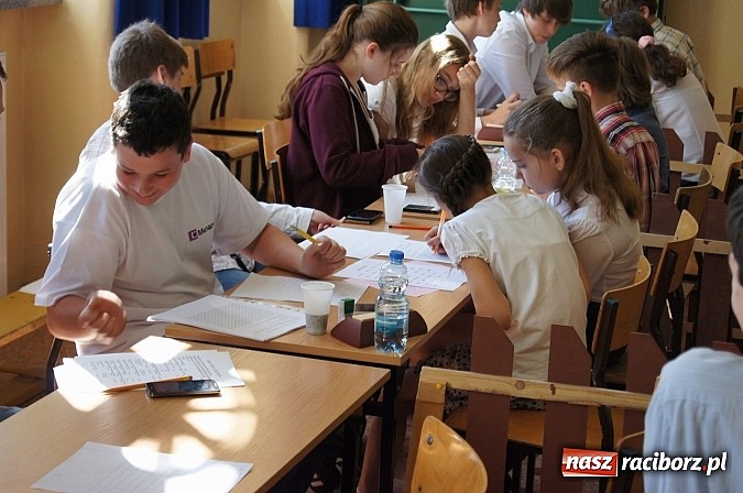 Zdjęcie w galerii na portalu naszraciborz.pl: X edycja konkursu Matematyczny Czar Par w SP4 wiadomości z regionu