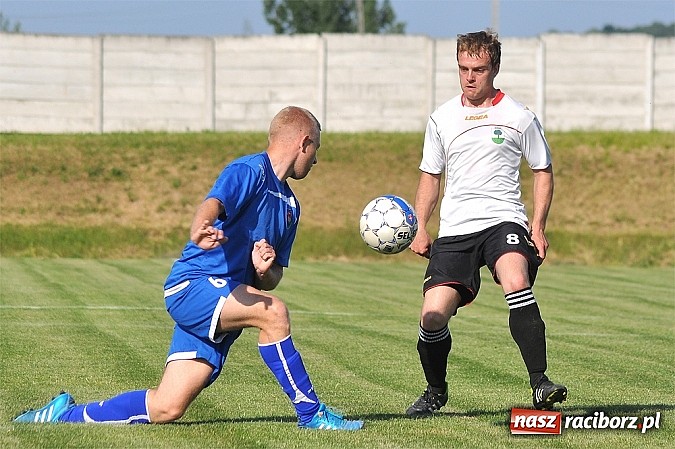 Zdjęcie w galerii na portalu naszraciborz.pl: Pietrowicki Start wygrał po golu w końcówce meczu wiadomości z regionu