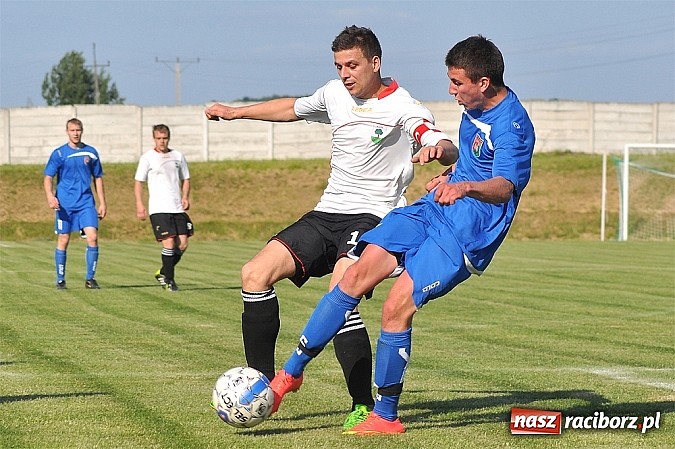 Zdjęcie w galerii na portalu naszraciborz.pl: Pietrowicki Start wygrał po golu w końcówce meczu wiadomości z regionu
