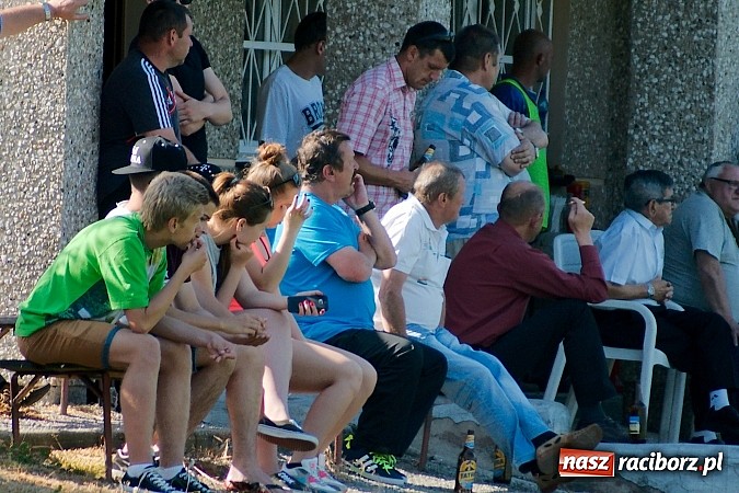 Zdjęcie w galerii na portalu naszraciborz.pl: Owsiszcze pokonały 