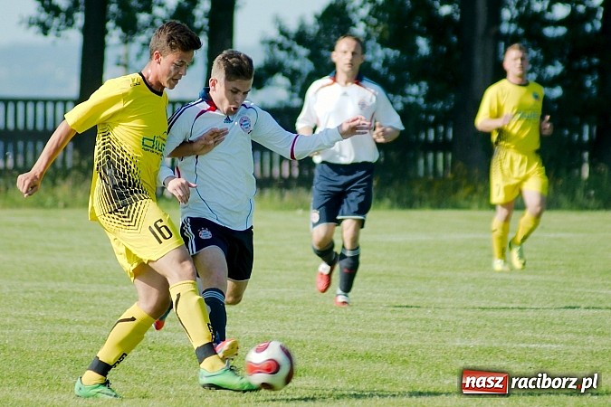Zdjęcie w galerii na portalu naszraciborz.pl: Owsiszcze pokonały 