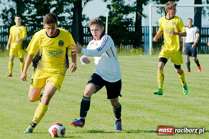 Zdjęcie w galerii na portalu naszraciborz.pl: Owsiszcze pokonały 