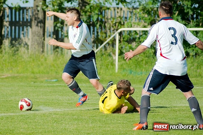 Zdjęcie w galerii na portalu naszraciborz.pl: Owsiszcze pokonały 