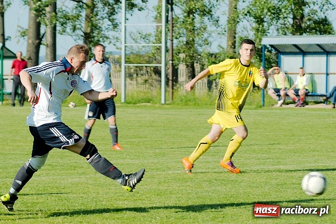 Zdjęcie w galerii na portalu naszraciborz.pl: Owsiszcze pokonały 