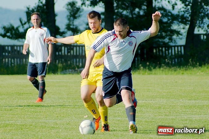Zdjęcie w galerii na portalu naszraciborz.pl: Owsiszcze pokonały 