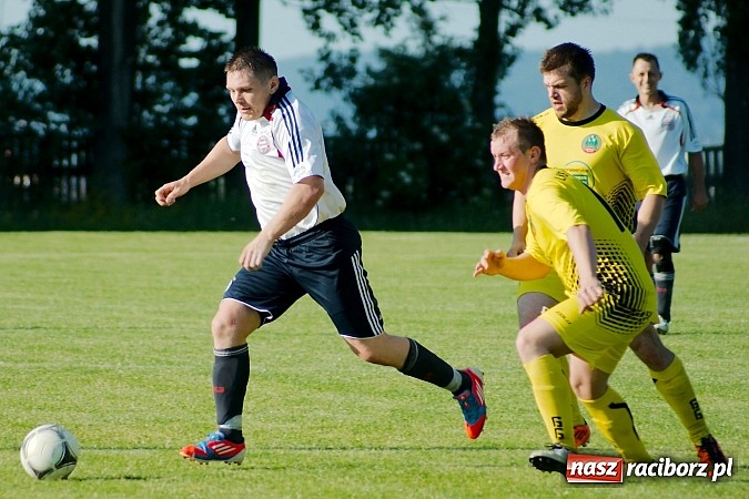 Zdjęcie w galerii na portalu naszraciborz.pl: Owsiszcze pokonały 