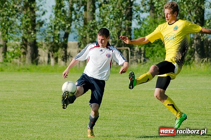 Zdjęcie w galerii na portalu naszraciborz.pl: Owsiszcze pokonały 