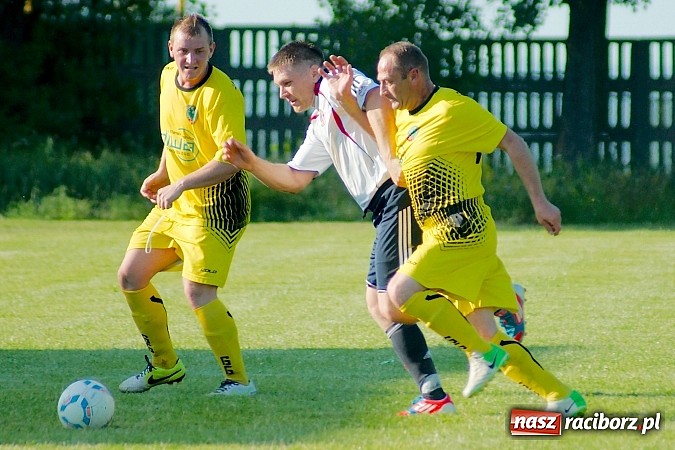 Zdjęcie w galerii na portalu naszraciborz.pl: Owsiszcze pokonały 