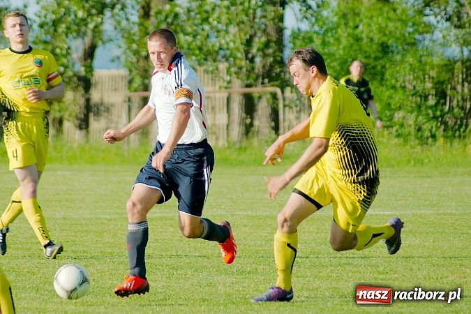 Zdjęcie w galerii na portalu naszraciborz.pl: Owsiszcze pokonały 