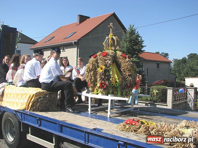 Zdjęcie w galerii na portalu naszraciborz.pl: Dożynki w Makowie i Cyprzanowie wiadomości z regionu