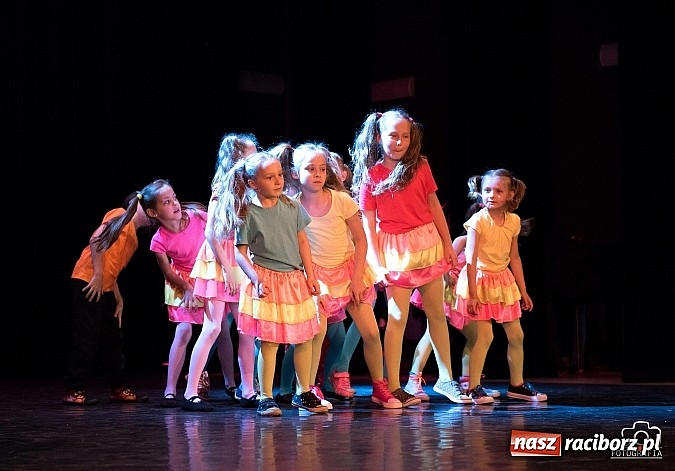 Zdjęcie w galerii na portalu naszraciborz.pl: Skaza podsumowała sezon. Tancerze jak zwykle zachwycili!  wiadomości z regionu