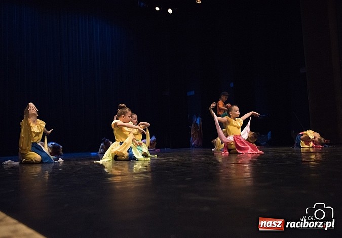 Zdjęcie w galerii na portalu naszraciborz.pl: Skaza podsumowała sezon. Tancerze jak zwykle zachwycili!  wiadomości z regionu